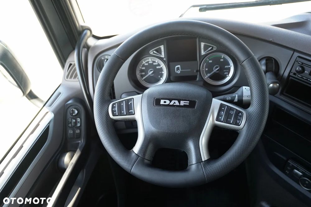 DAF XF 480 / FIRANKA 7,7 M / SSC / 6X2 / KLIMA POSTOJOWA / OŚ PODNOSZONA / - 26