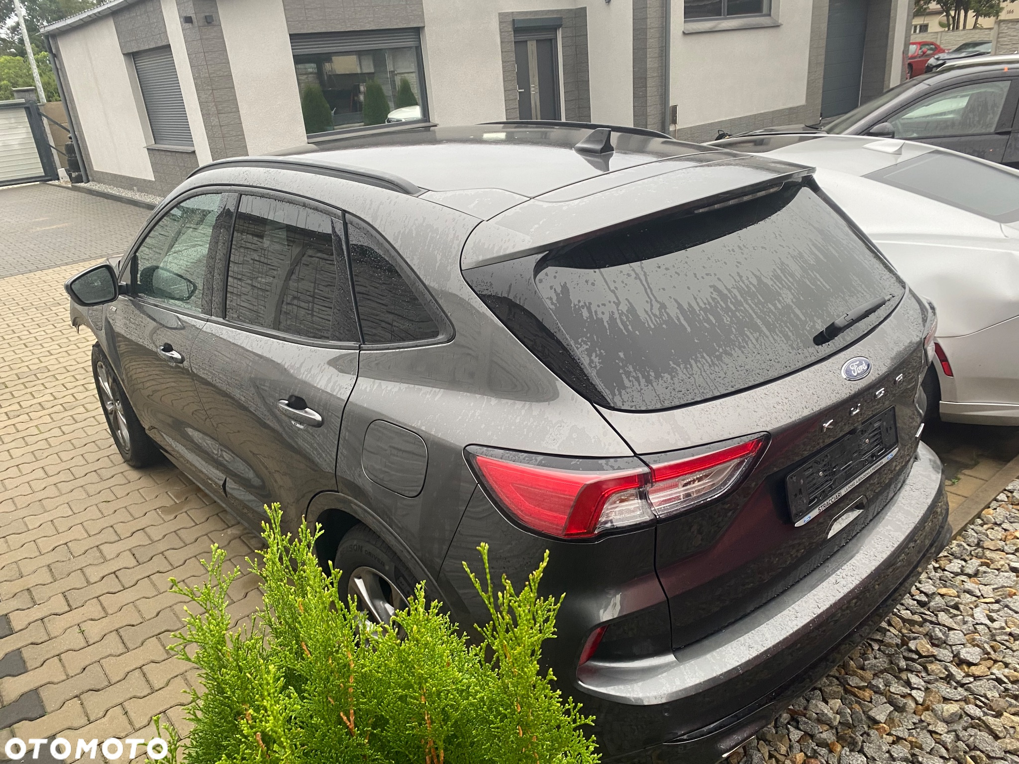 Ford Kuga 2.5P PHEV FWD ST-Line - 3
