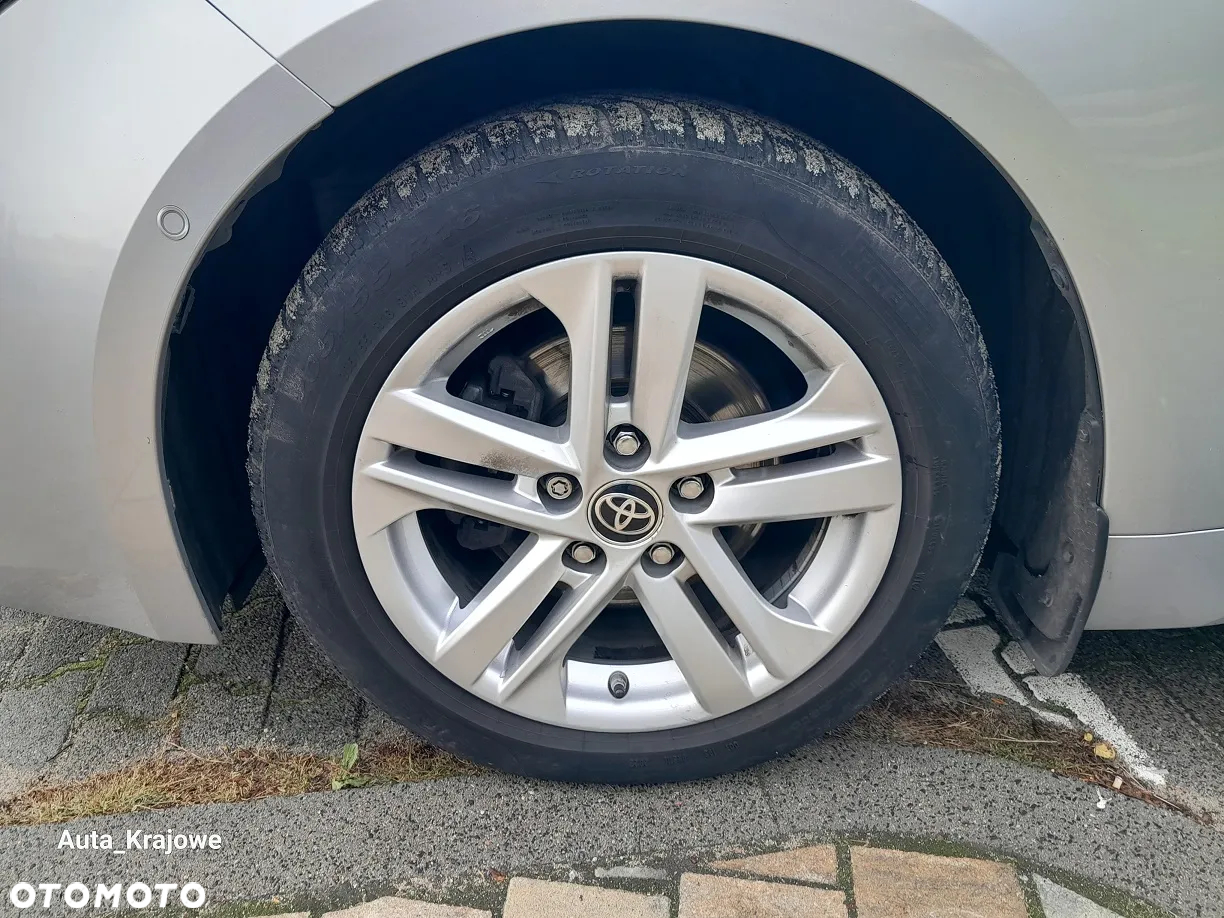 Toyota Corolla 1.8 Hybrid Comfort - 33
