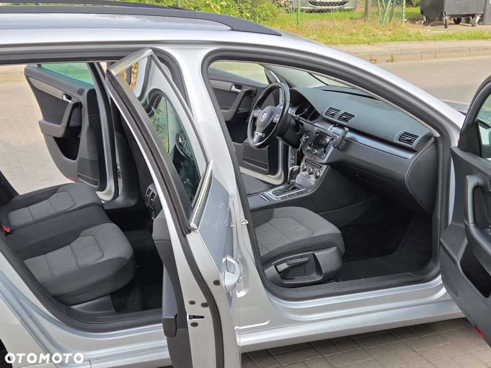 Volkswagen Passat 2.0 Blue TDI DSG SCR Comfortline - 20