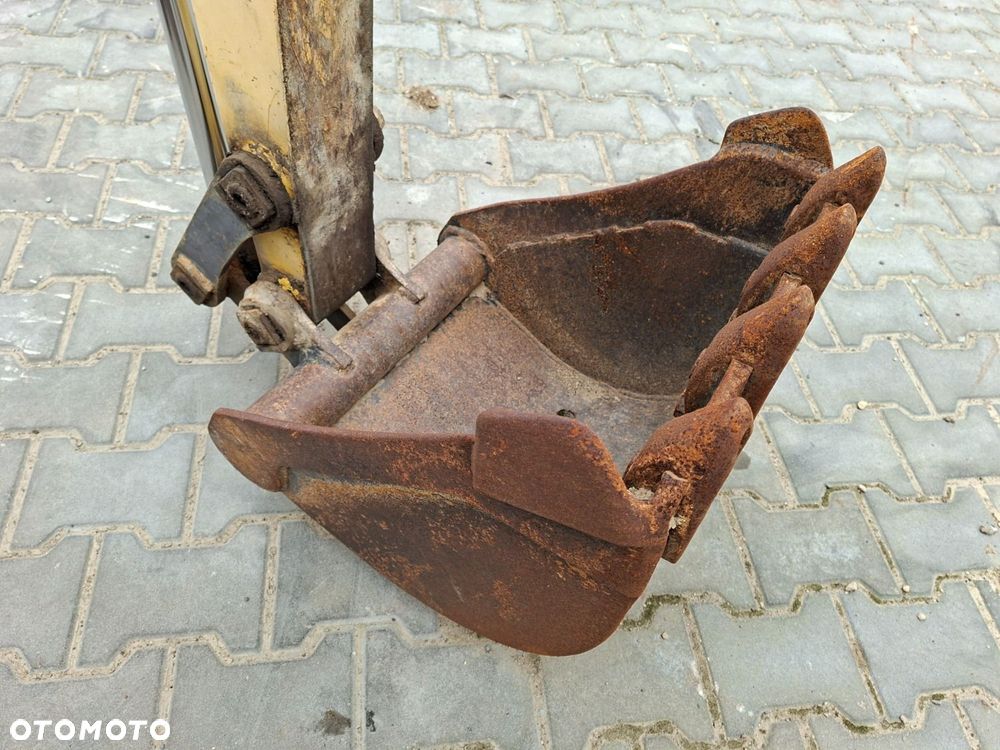 Yanmar B-22 - 24