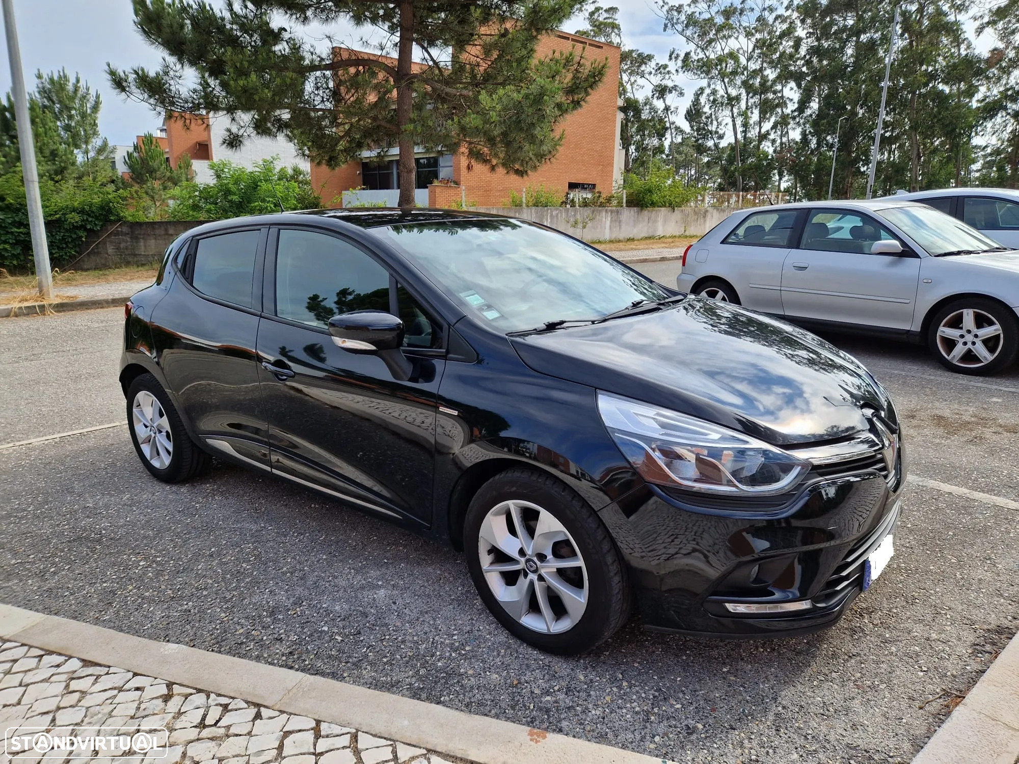 Renault Clio 1.5 dCi Limited - 17