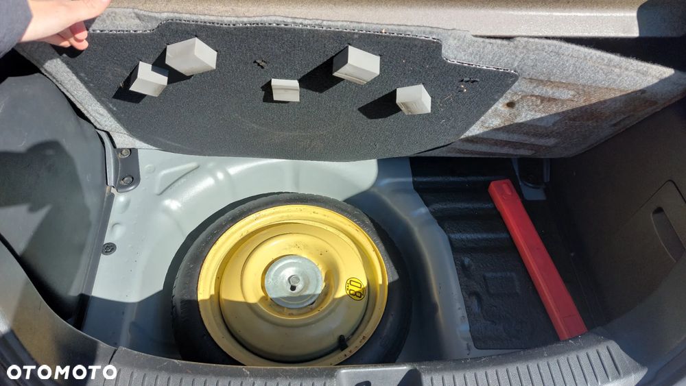 Mazda 2 1.4 DE Core + - 14