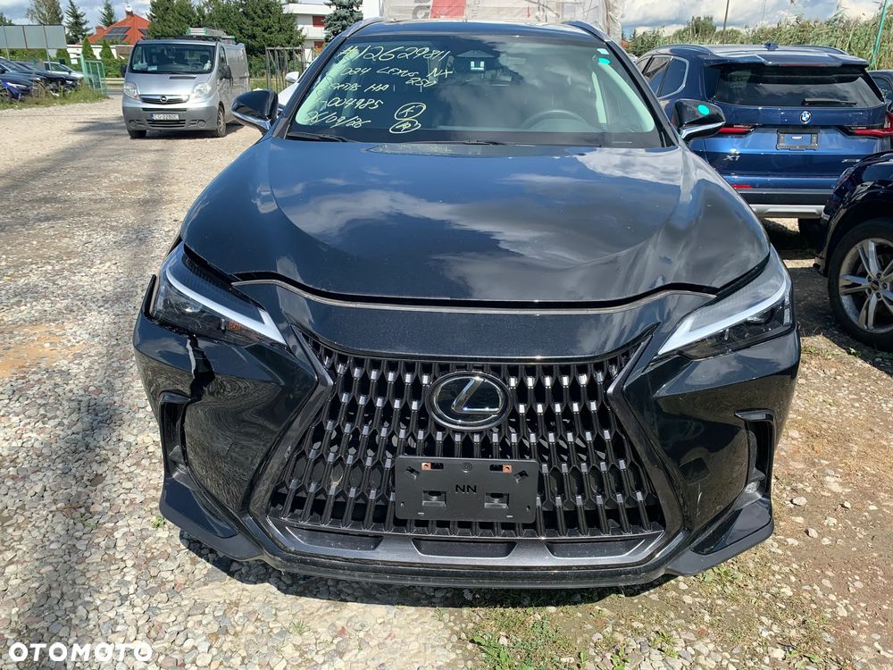 Lexus NX - 4