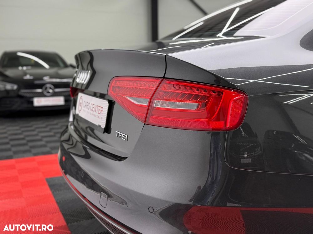 Audi A4 1.8 TFSI S line Sportpaket - 7