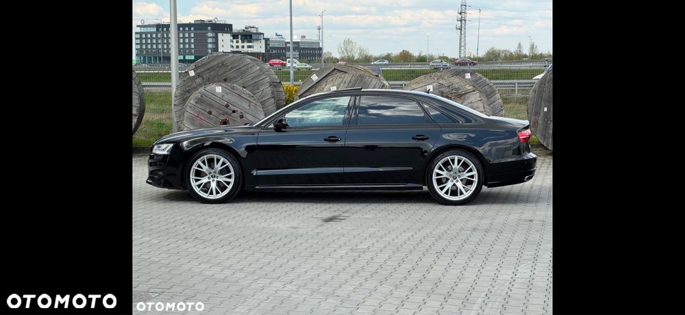 Audi A8 - 4
