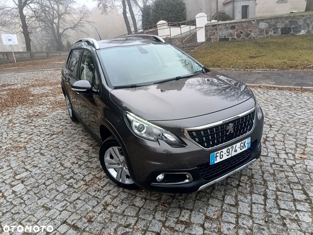 Peugeot 2008 PureTech 82 Signature - 22