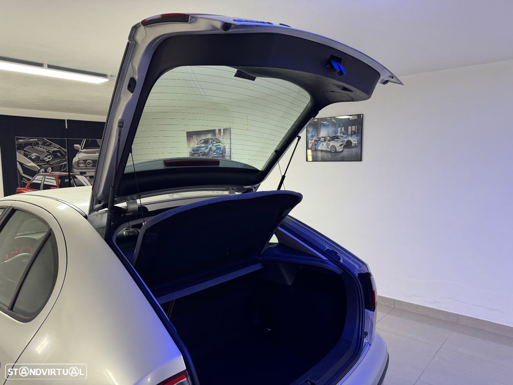 SEAT Leon 1.4 16V Confort JE+AC - 26