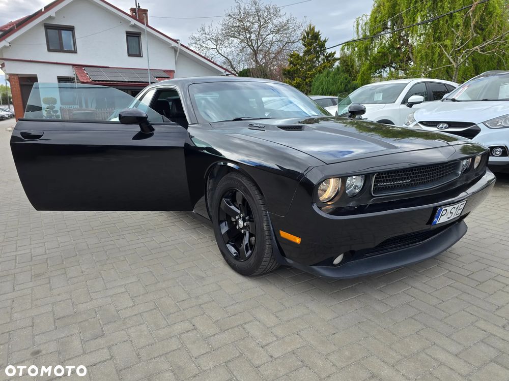 Dodge Challenger - 18