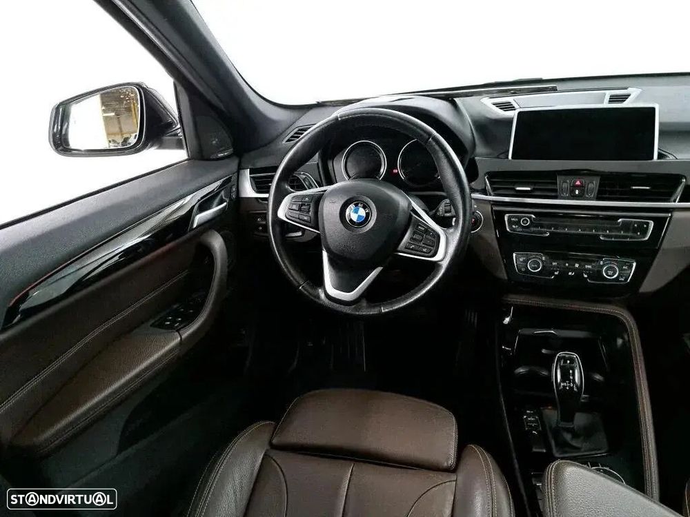 BMW X1 16 d sDrive Auto Line Sport - 13