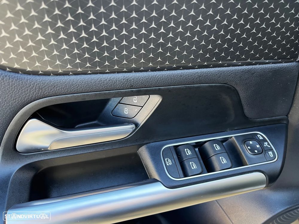 Mercedes-Benz GLA 200 AMG Line - 23