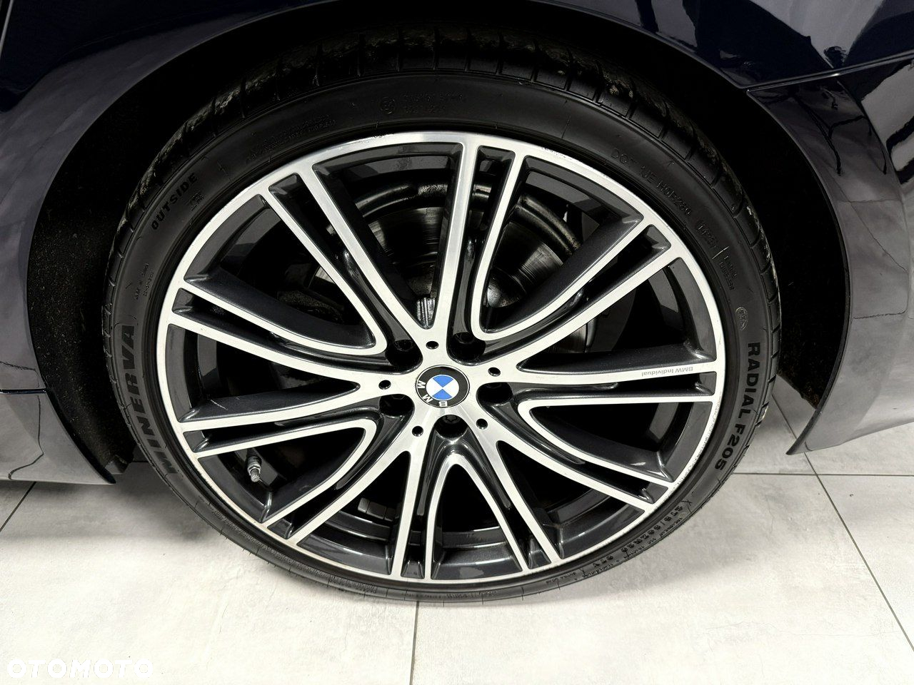 BMW Seria 5 520d Touring M Sport Edition - 16