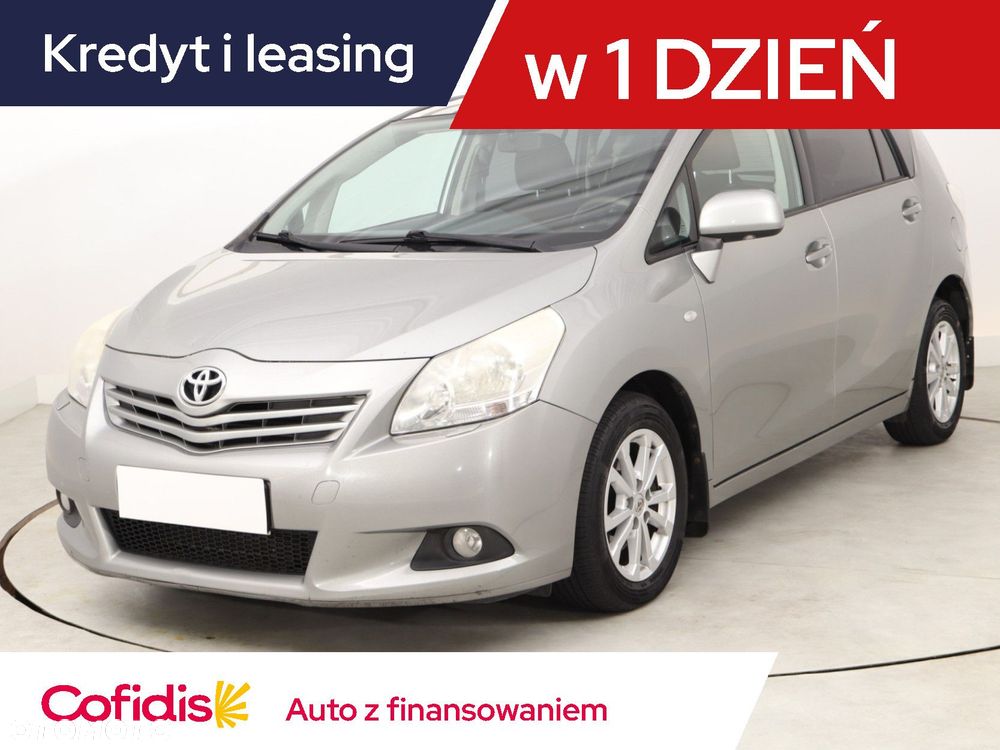 Toyota Verso - 2