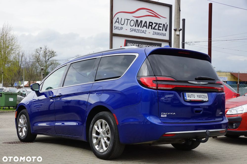 Chrysler Pacifica - 6