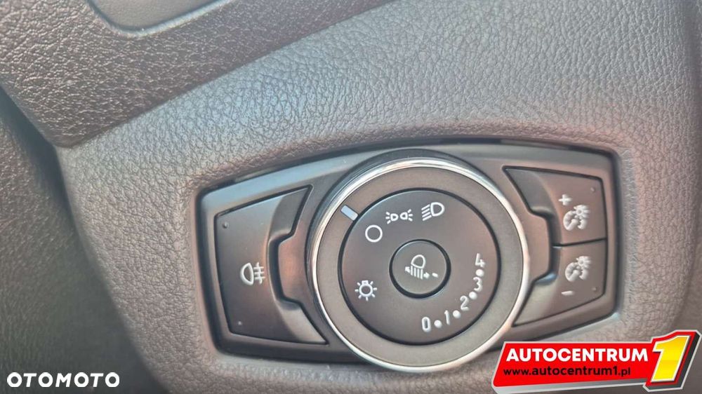 Ford Transit Connect - 14