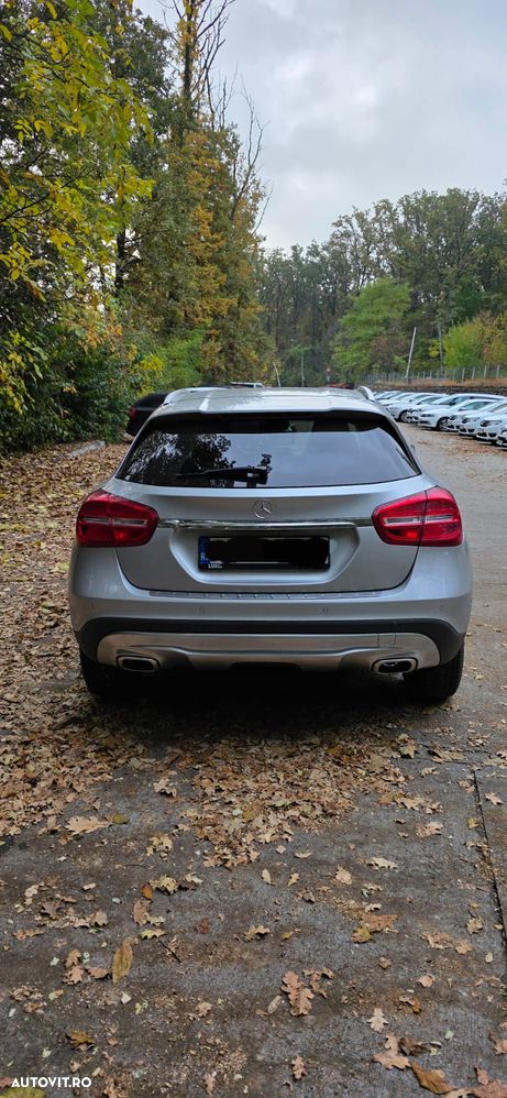 Mercedes-Benz GLA 200 (CDI) d 4Matic 7G-DCT Style - 4