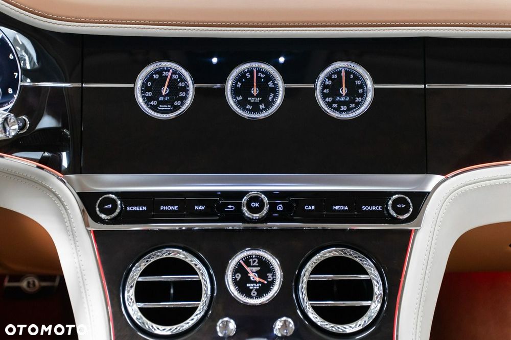 Bentley Continental GT - 37