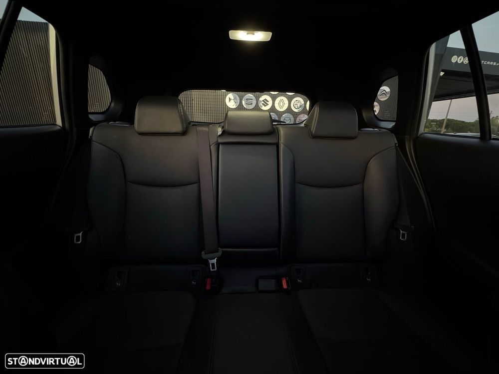 Toyota Corolla Cross 2.0 Hybrid Luxury - 46