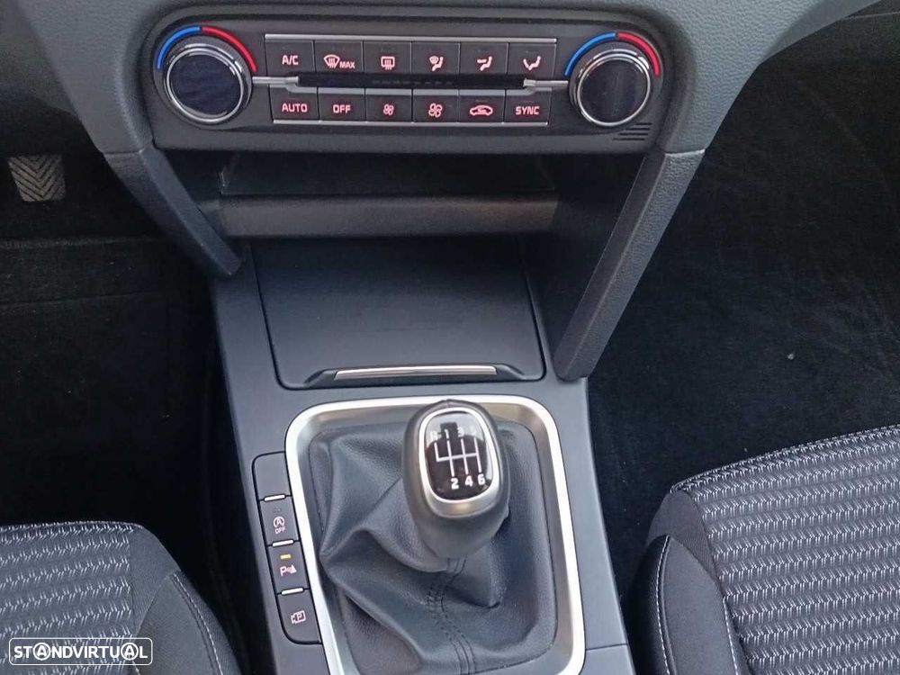 Kia XCeed 1.0 T-GDI Drive - 18