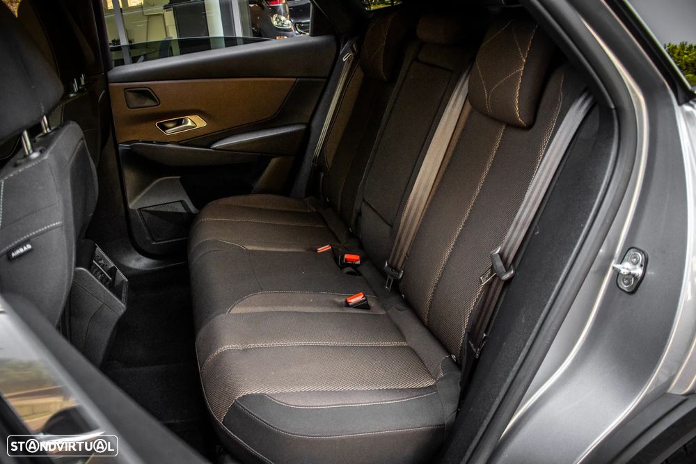 DS DS7 Crossback 1.5 BlueHDi So Chic EAT8 - 33