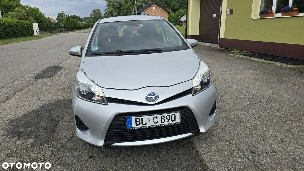 Toyota Yaris - 2