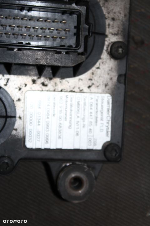 mercedes atego komputer silnika A0644478540 A0414472840 - 2