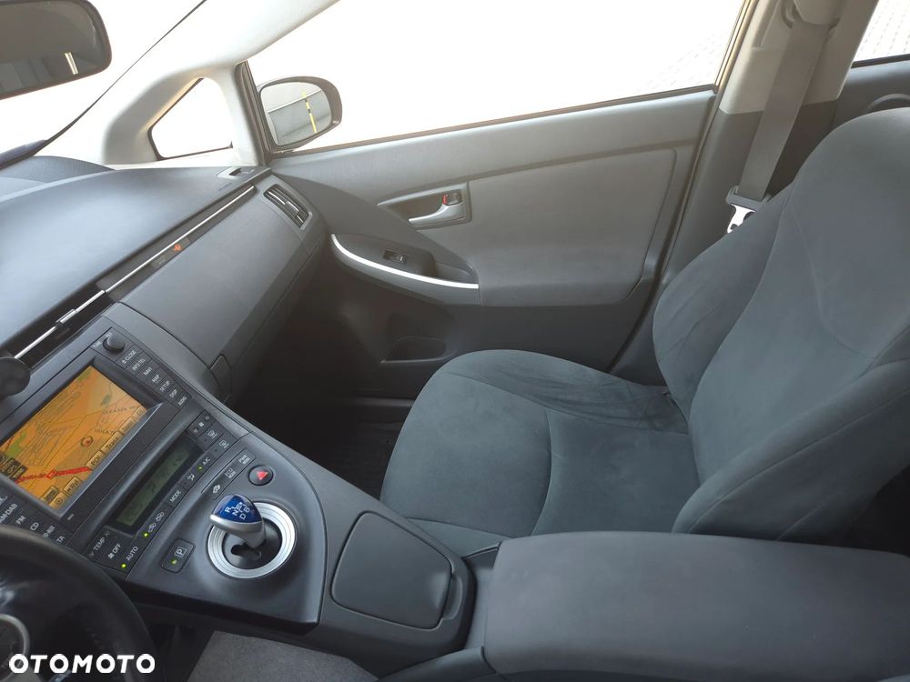 Toyota Prius 1.5 VVT-i Prestige - 14