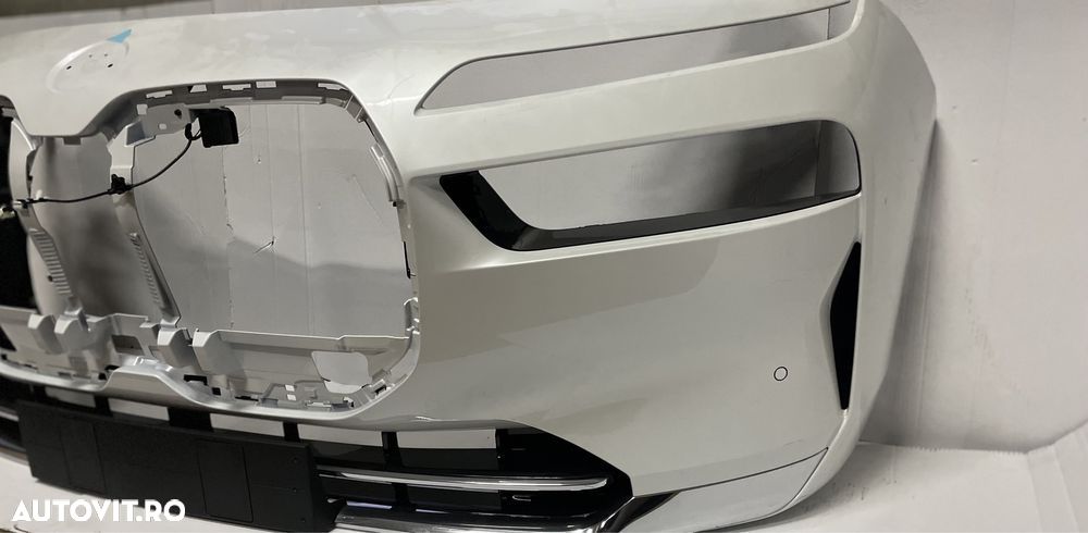 Bara fata BMW seria 7 i7  G70 - 6