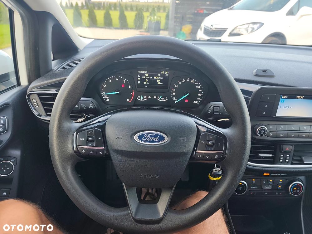 Ford Fiesta 1.1 S&S COOL&CONNECT - 11