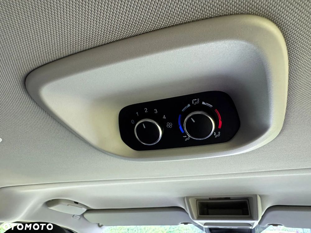 Ford Tourneo Custom 2.0 EcoBlue L2 Titanium - 14