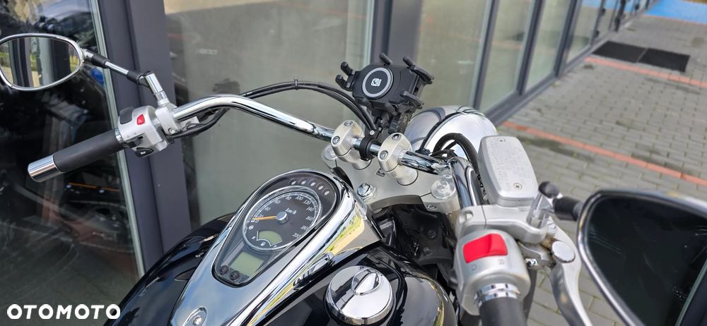 Suzuki VL 800 Volusia - Boulevard C50 - 16