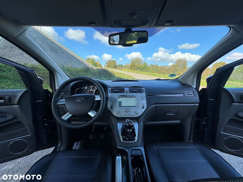 Ford Kuga 2.0 TDCi Titanium - 8