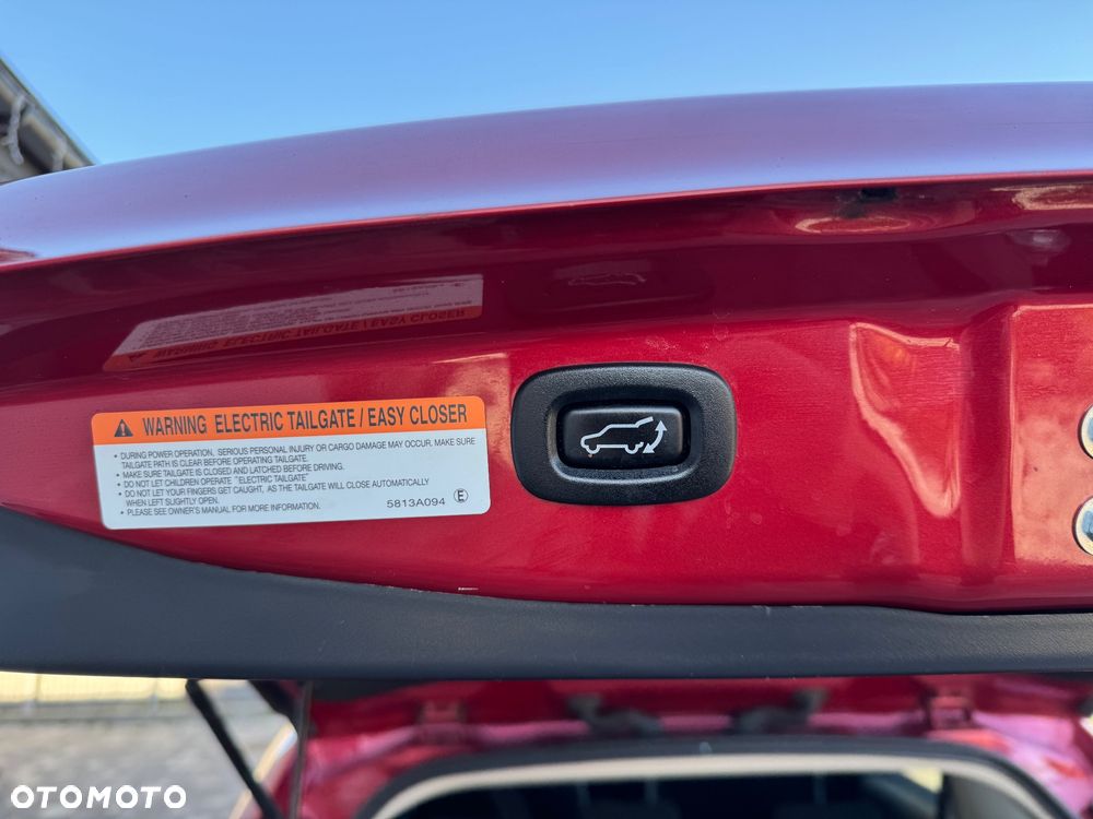 Mitsubishi Outlander - 22