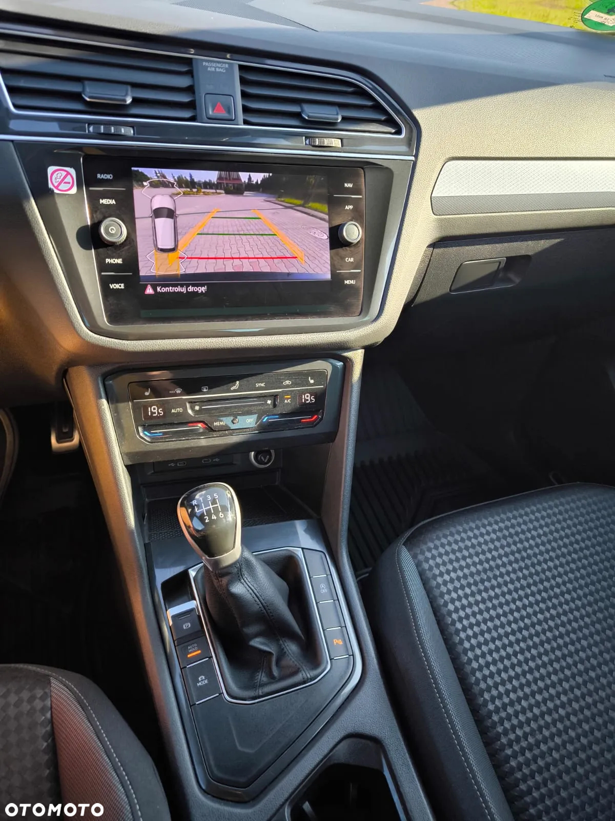 Volkswagen Tiguan 1.5 TSI EVO Active - 17