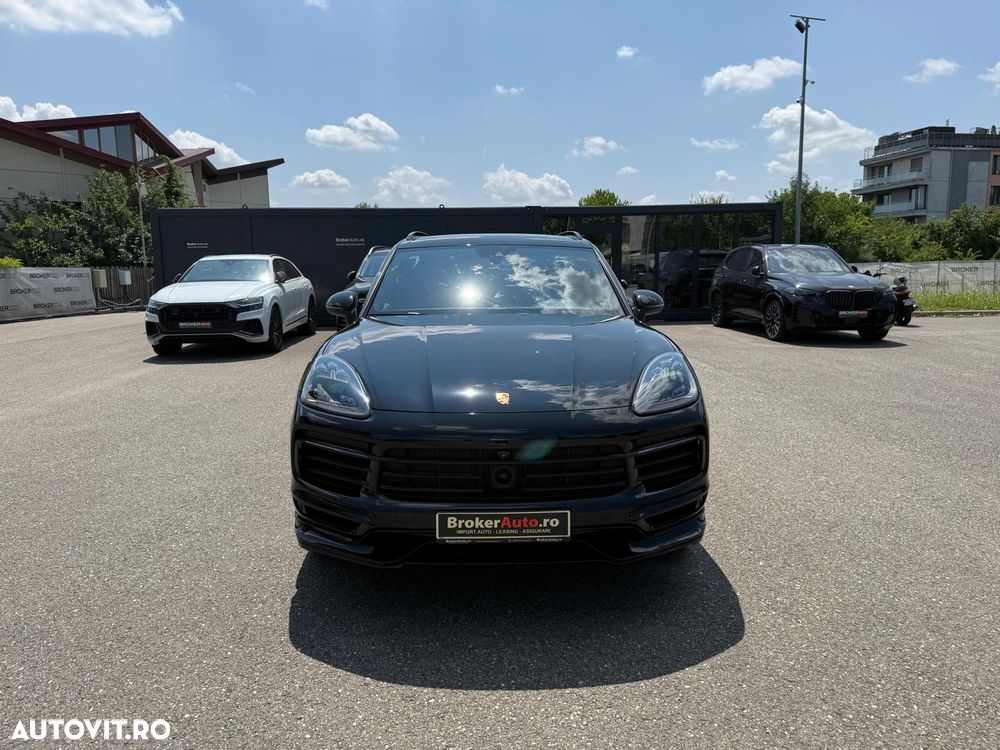 Porsche Cayenne S - 3