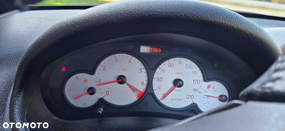 Peugeot 206 CC - 4
