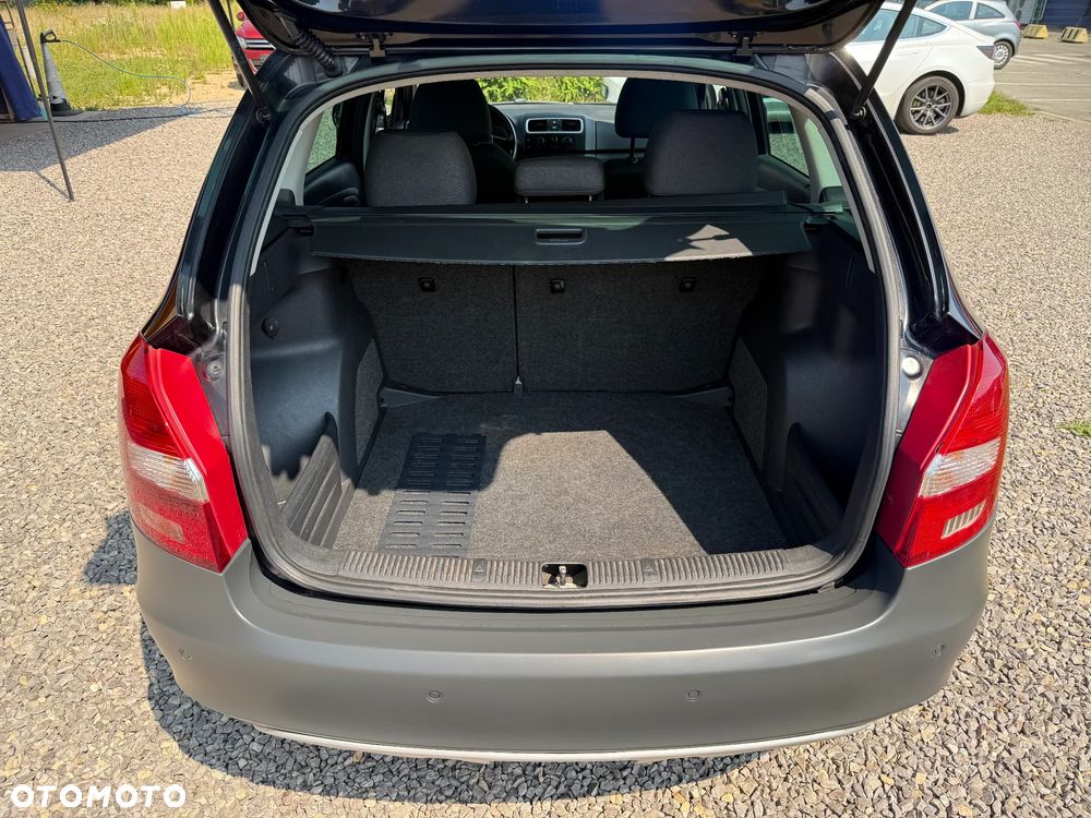 Skoda Fabia 1.4 16V Scout - 7