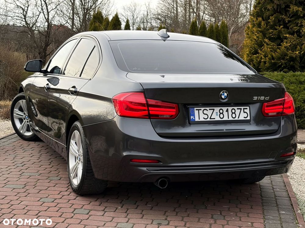 BMW Seria 3 318d Sport Line - 13
