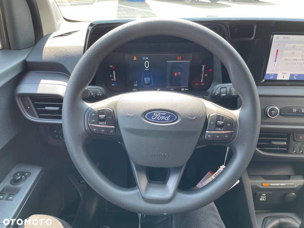 Ford Transit Courier - 22