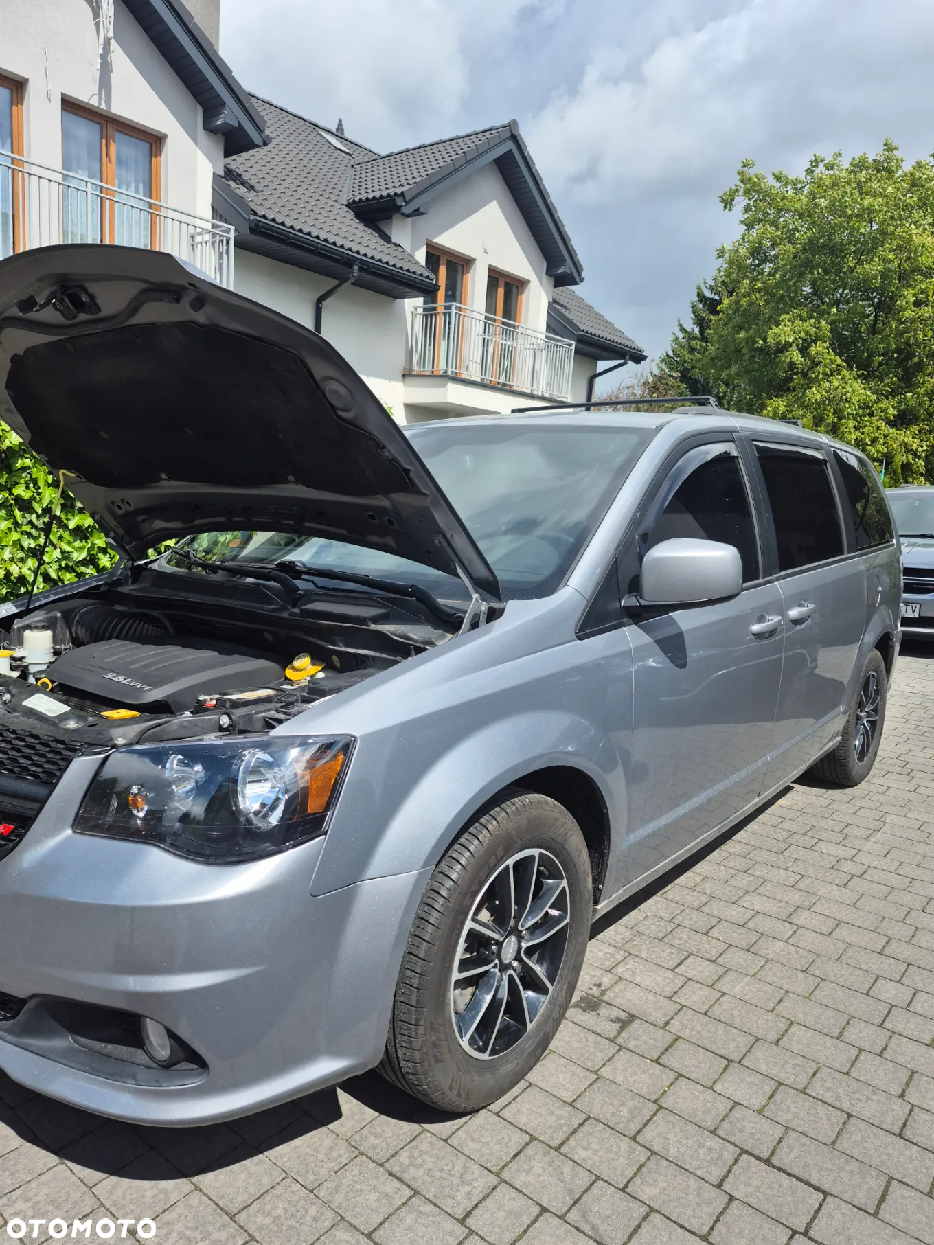 Dodge Grand Caravan - 20