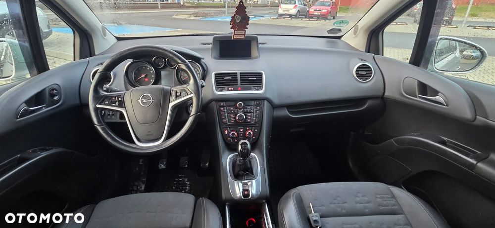 Opel Meriva - 8