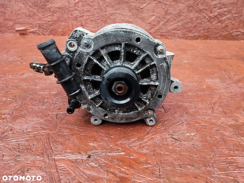 PORSCHE CAYENNE ORYGINALNY ALTERNATOR DO GAMY SILNIKA M48.00 V8 4.5 / 4.5 TURBO S CHŁODZONY CIECZĄ MARKI DELPHI 190A O NR. 948 603 015 02 OEM - 6