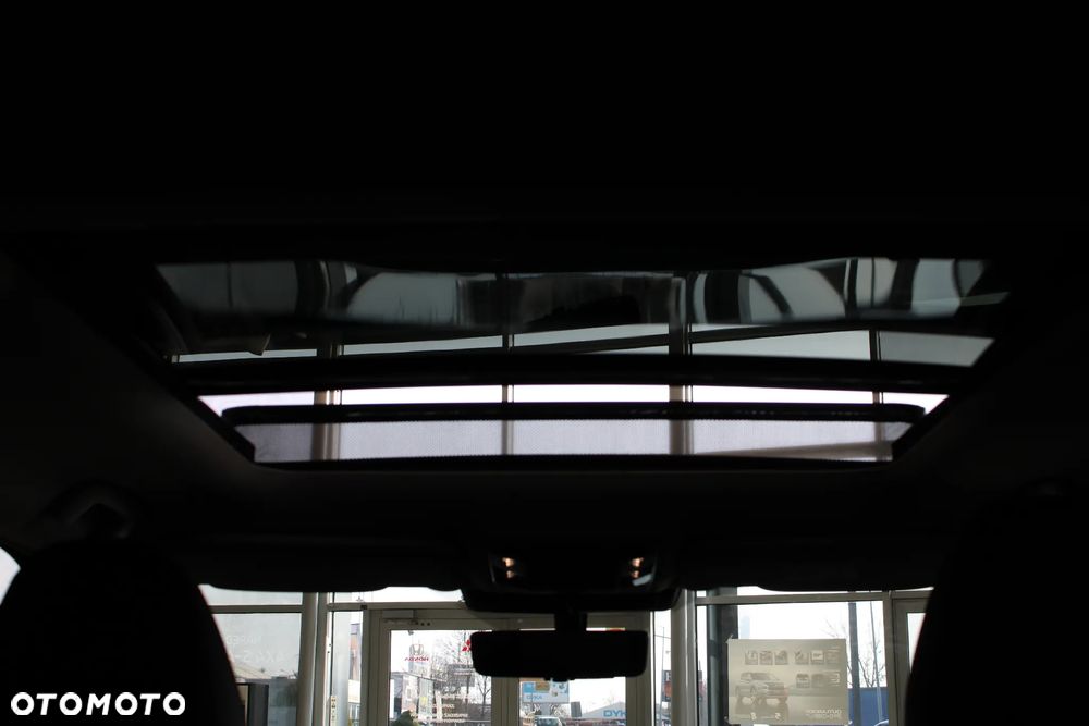 Mitsubishi Outlander Instyle - 32