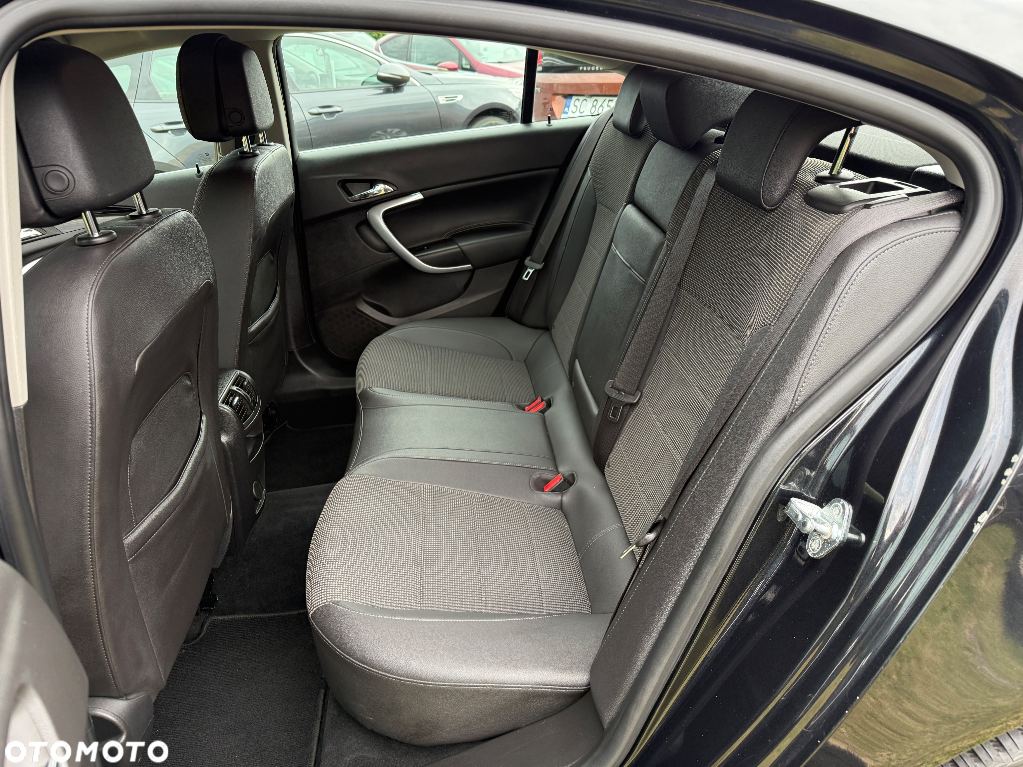 Opel Insignia 2.0 CDTI Cosmo ecoFLEX - 17