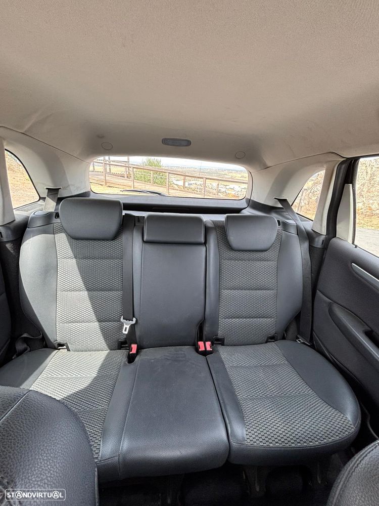 Mercedes-Benz B 180 CDi Autotronic - 8