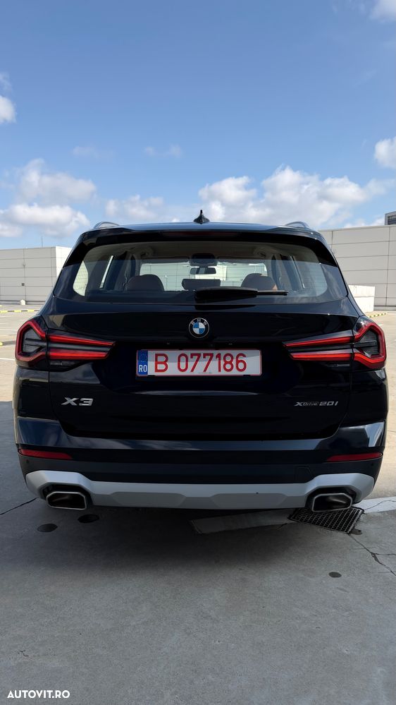 BMW X3 xDrive20i AT xLine - 3