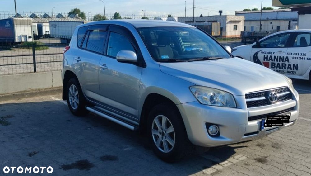 Toyota RAV4 2.0 VVT-i Sol - 2