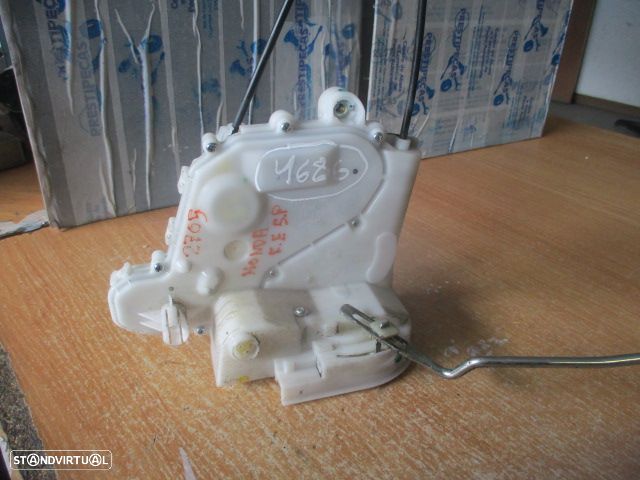 Fecho Fec4686 HONDA JAZZ 2 2010 1.4 I 100CV 5P CINZA FE 7 PINOS HONDA JAZZ 2012 1.4I 16V 100CV 5P CINZA F ESQ 7 PINOS HONDA JAZZ 2 2011 1.2I 90CV 5P BRANCO - 5