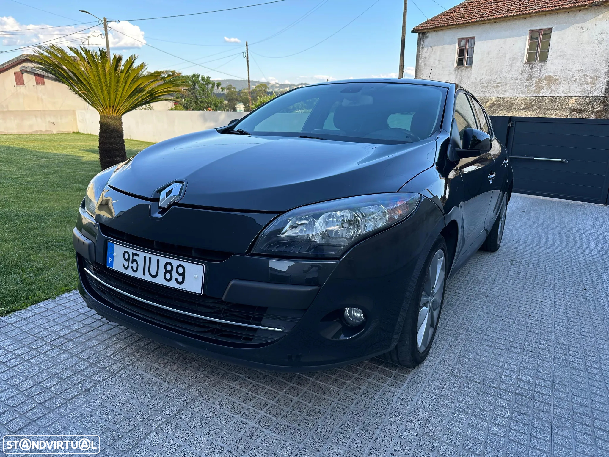 Renault Mégane 1.5 dCi Dynamique S - 2