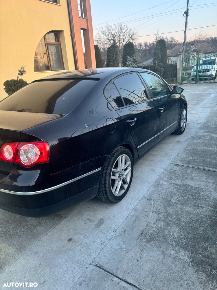 Volkswagen Passat 2.0TDI Comfortline DPF DSG - 9